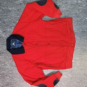 Pendleton Lobo. Made in USA. 💯 % wool. Snap-button coat. Size Large